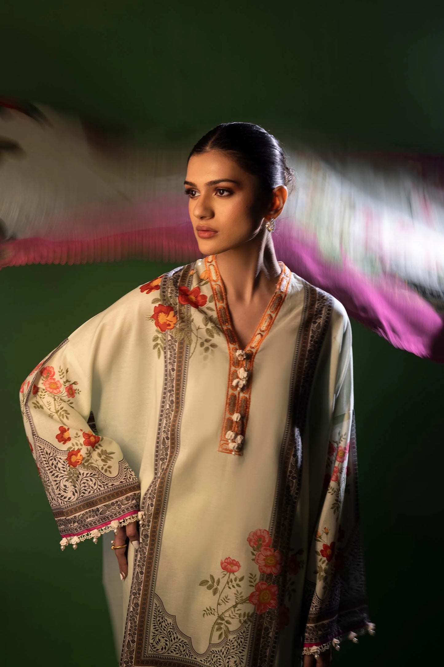Unstitched Lawn 3 Piece Suit - 10B