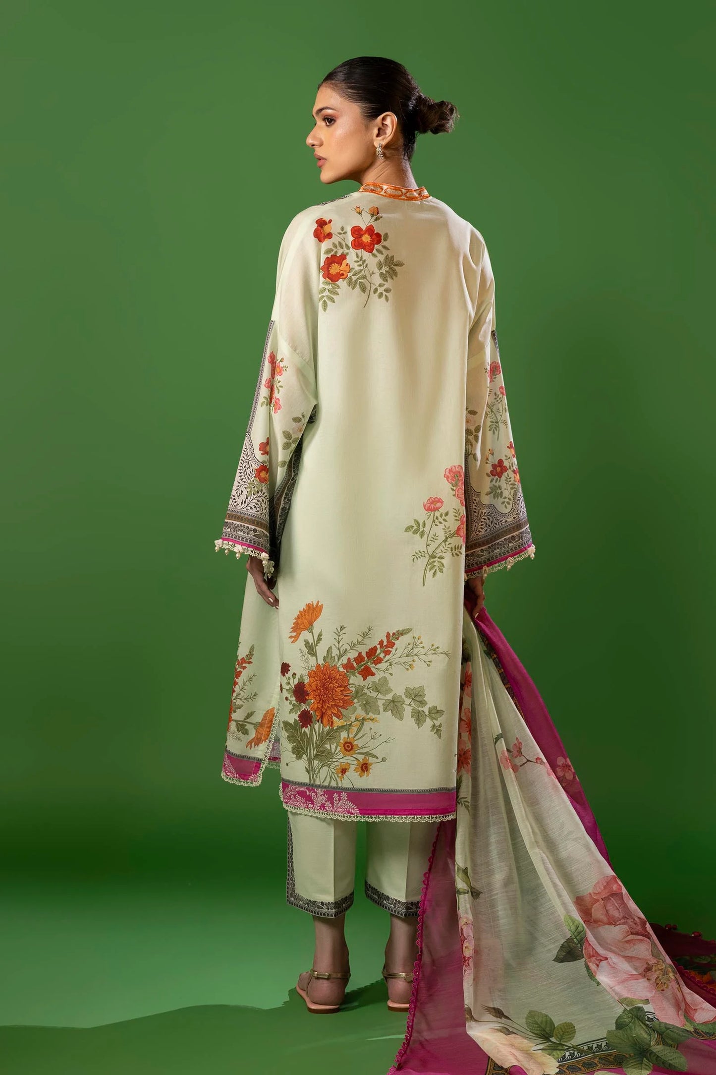 Unstitched Lawn 3 Piece Suit - 10B