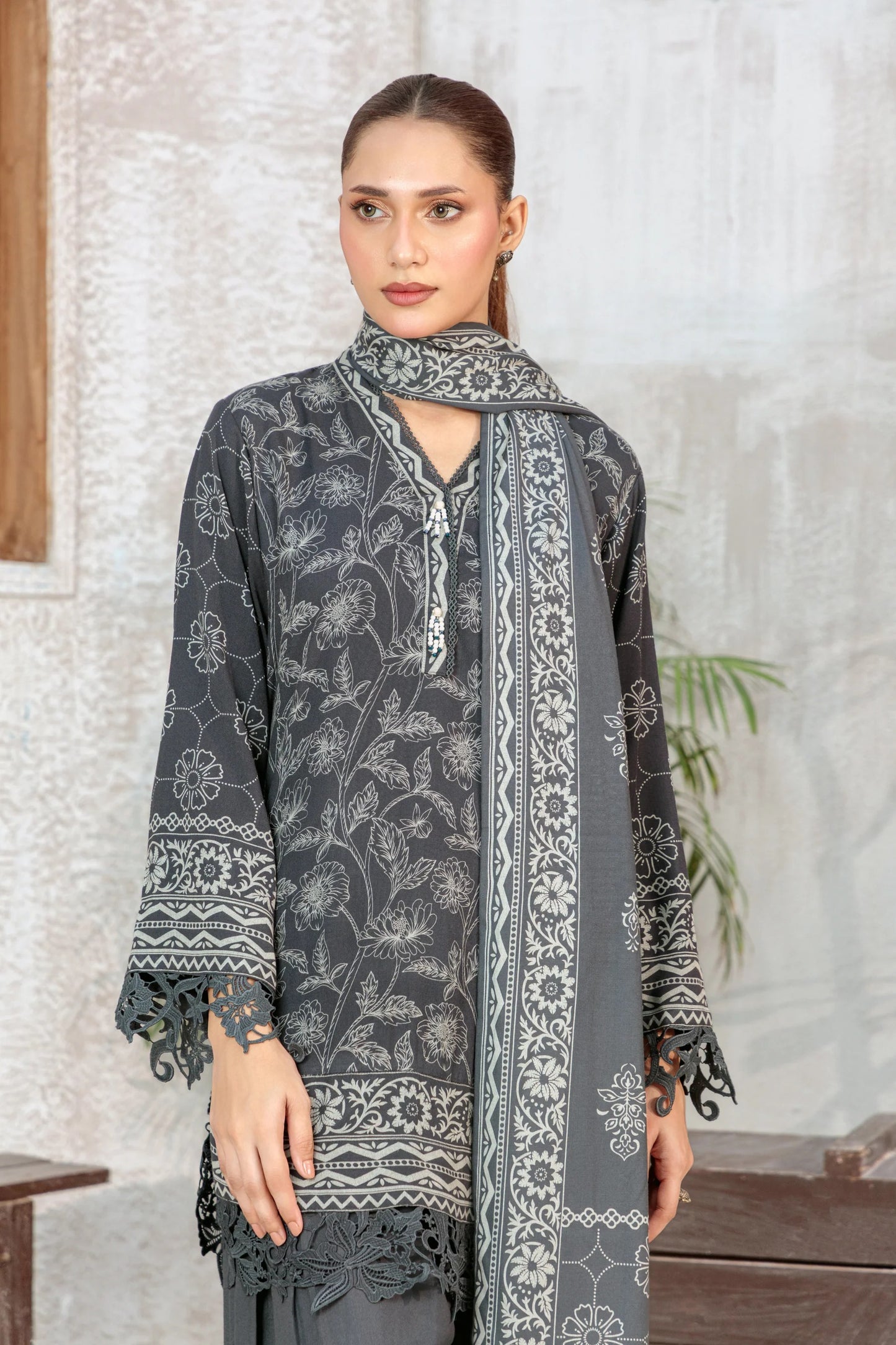 03 Piece Unstitched Pashmina Printed