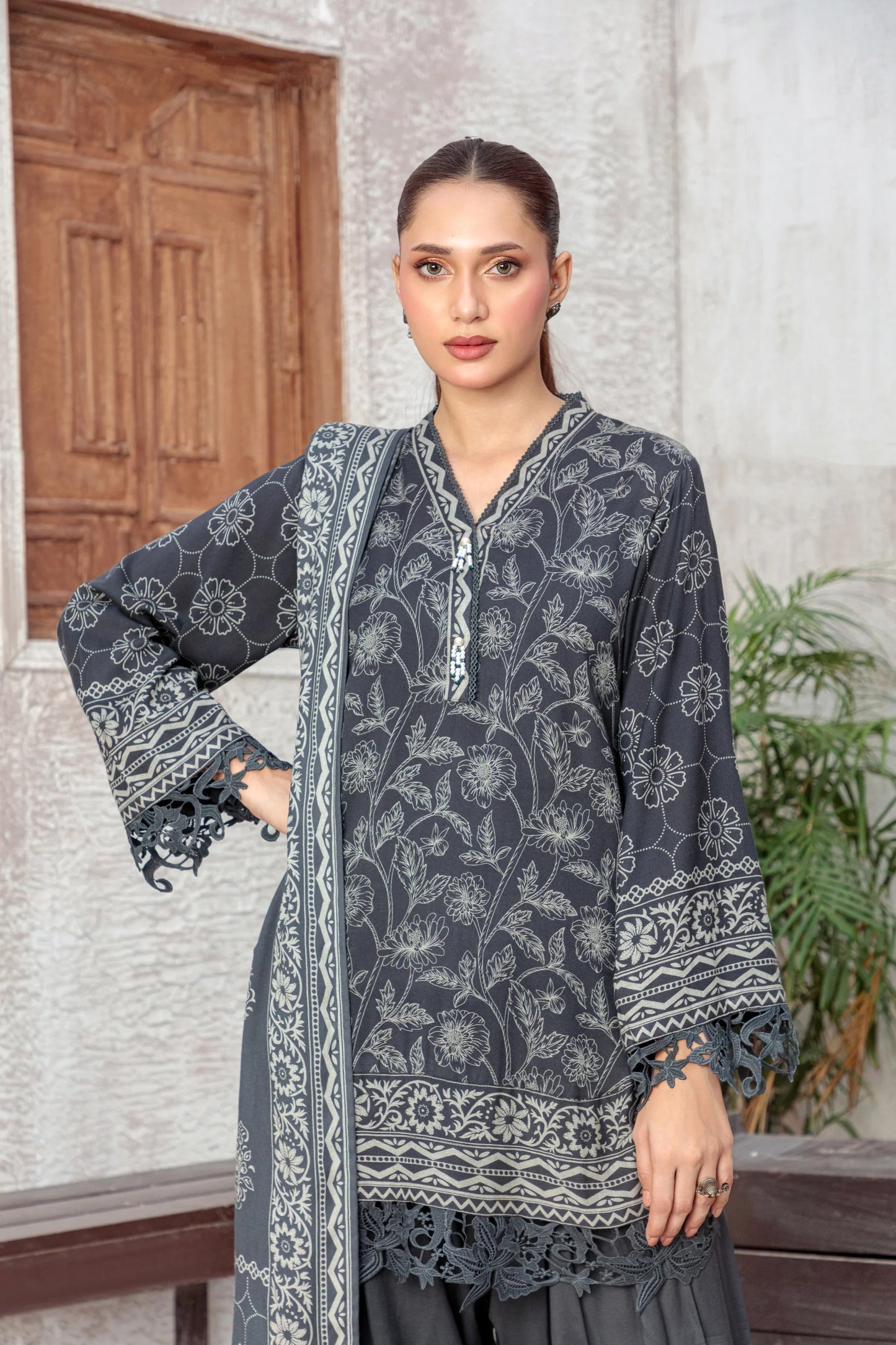 03 Piece Unstitched Pashmina Printed