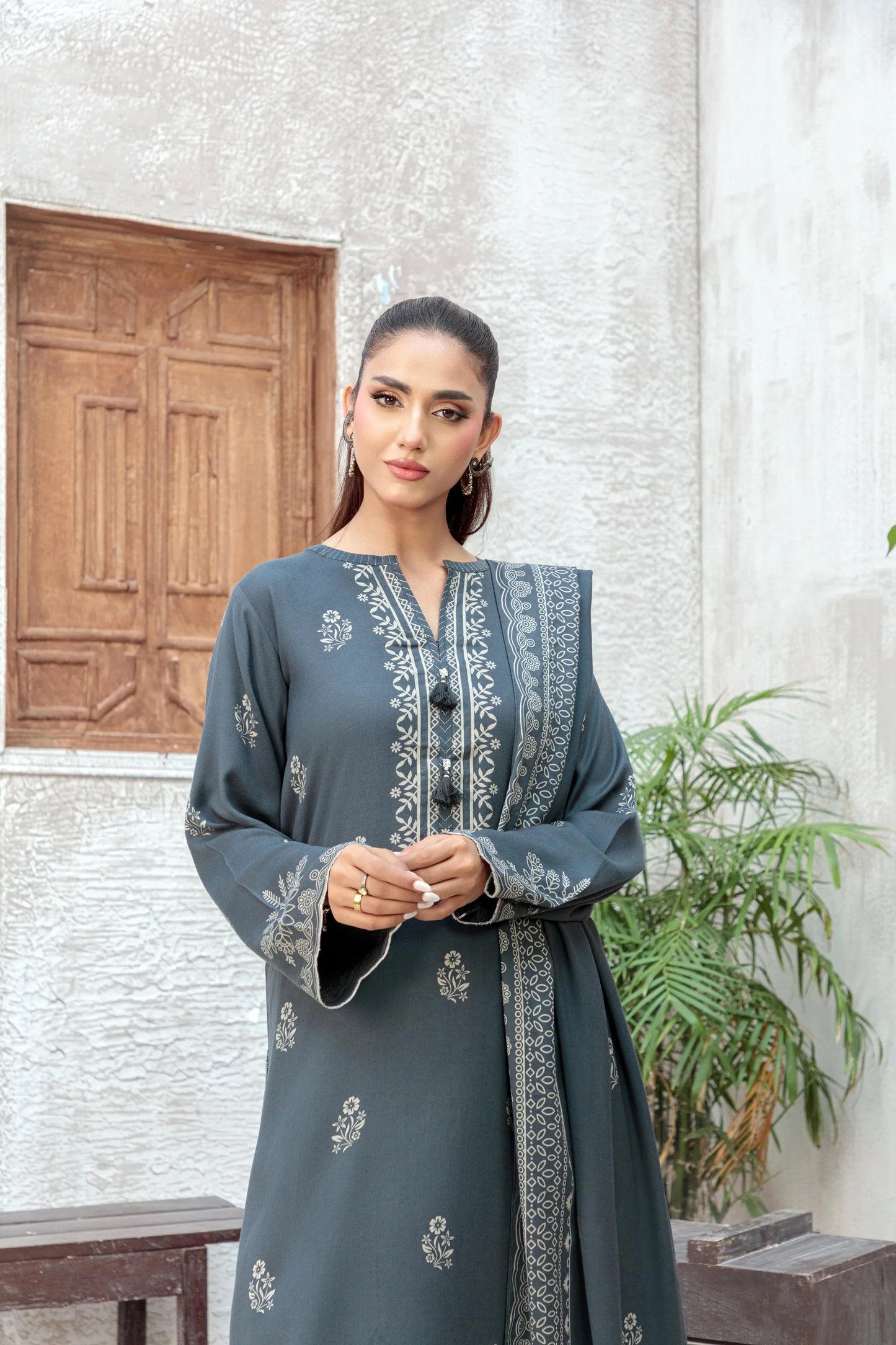 03 Piece Unstitched Pashmina Printed
