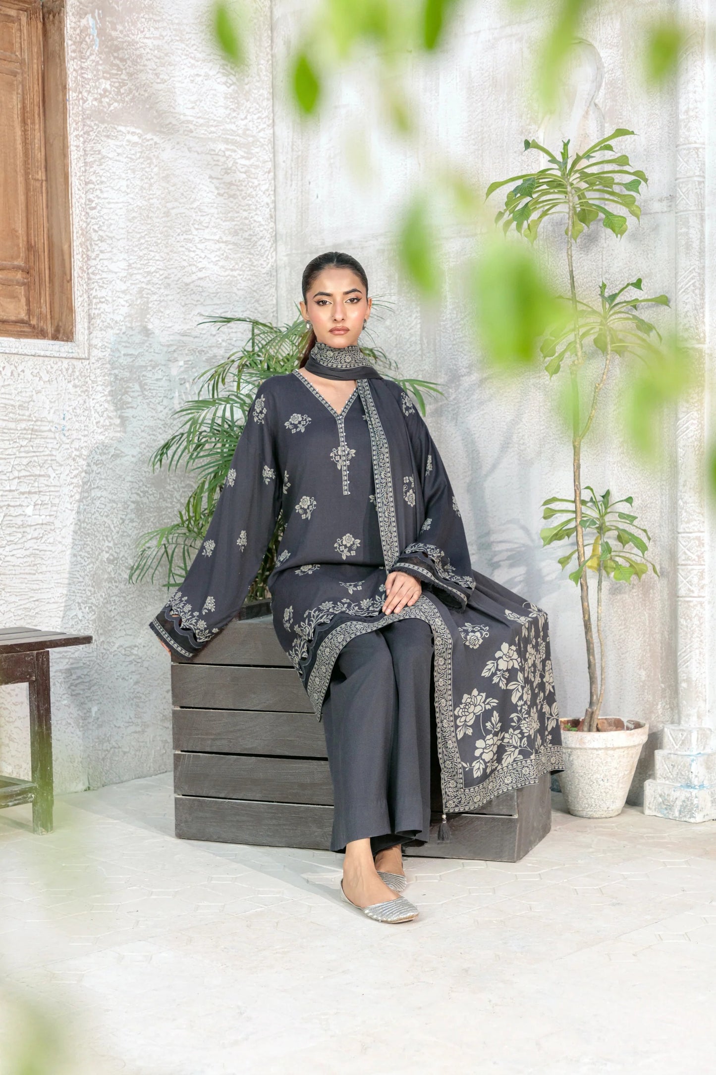 03 Piece Unstitched Pashmina Printed