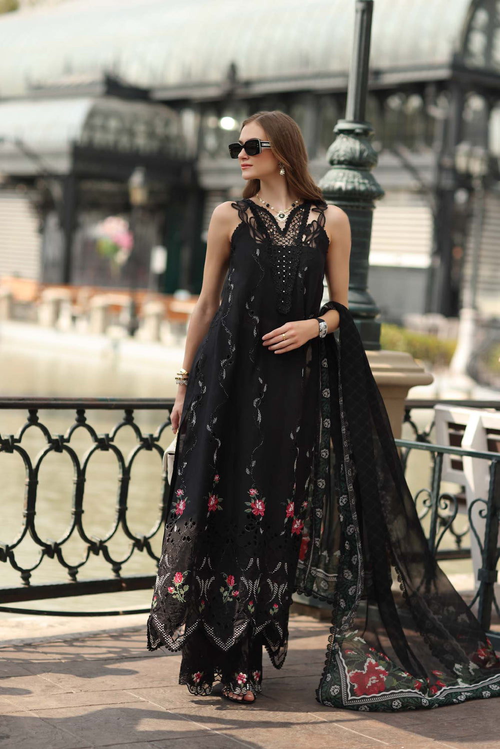 D5 - Celestial Black