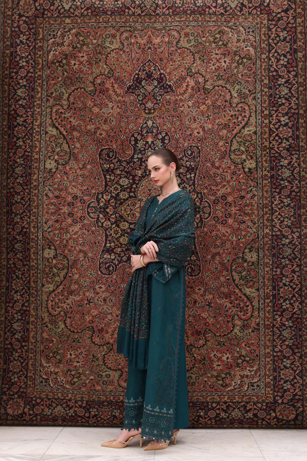 D11-Teal Empress