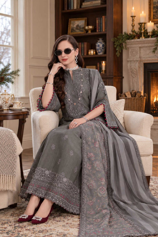 D13 - Ash grey Aari