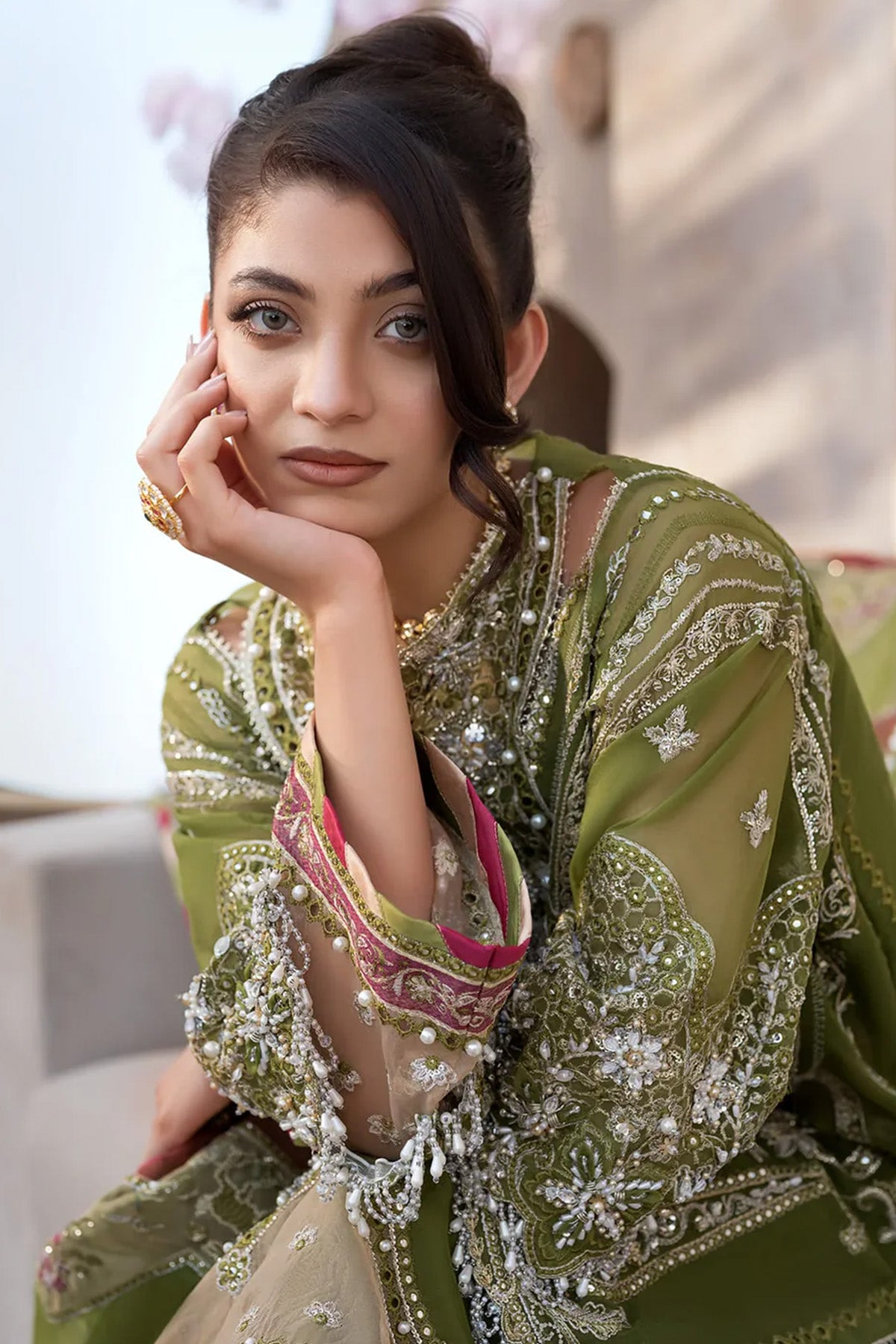 EFH-08 PARWAANA