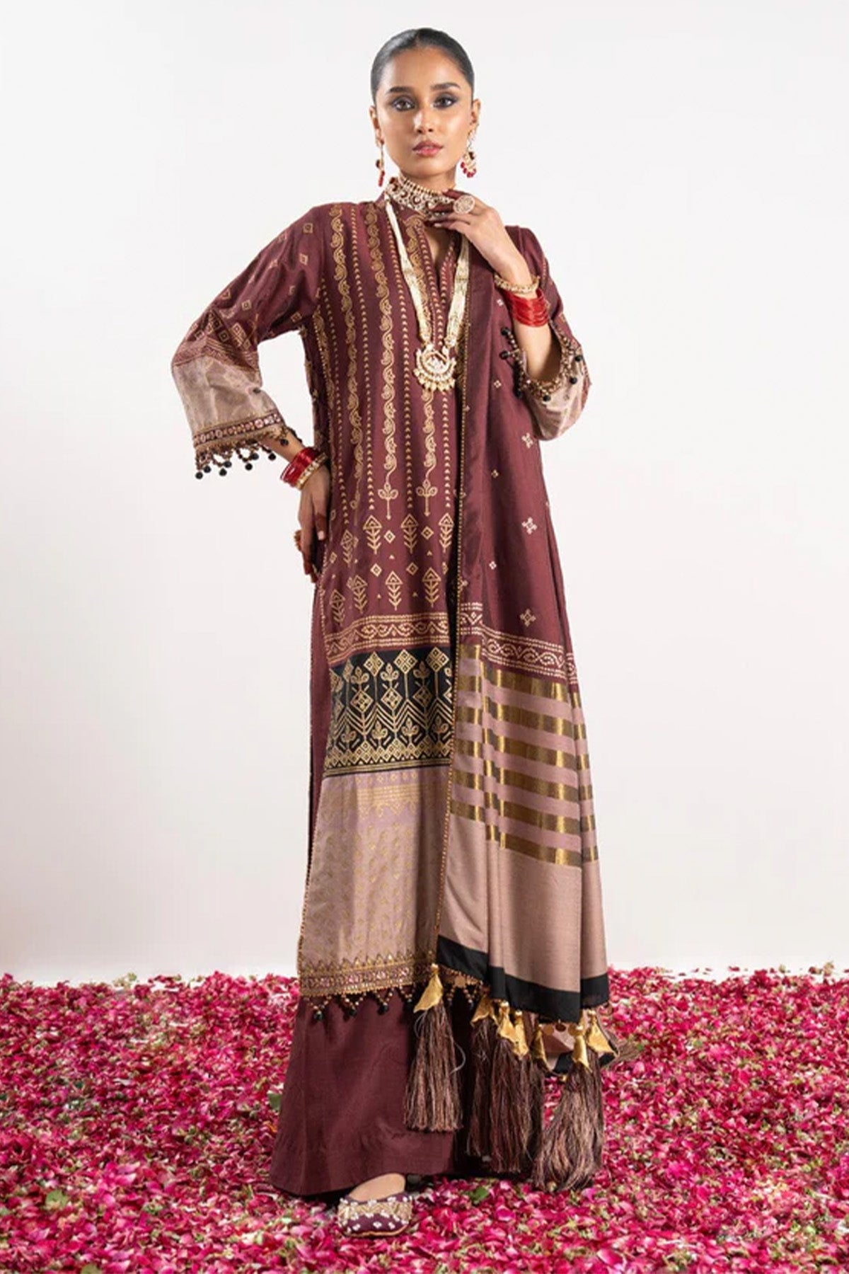 FC-W-24I-23-3-Maroon Red