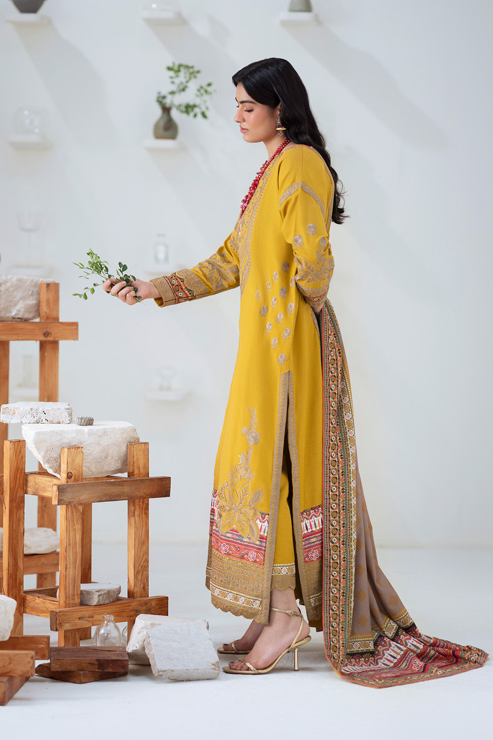 3 Piece Embroidered Khaddar Apana - FSU5671