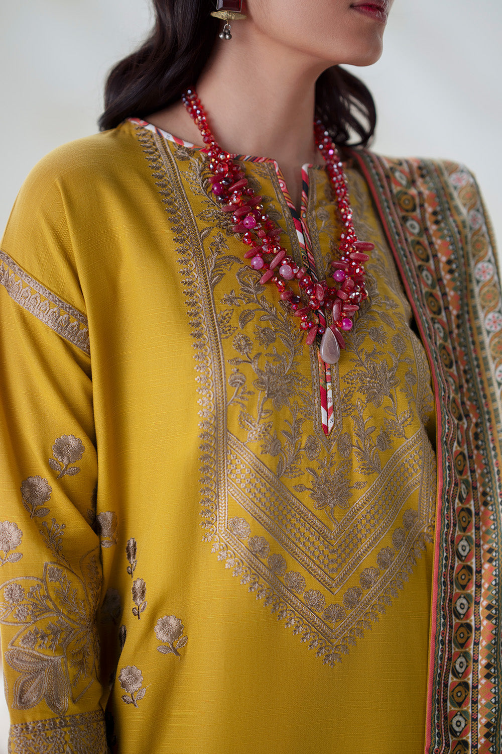 3 Piece Embroidered Khaddar Apana - FSU5671