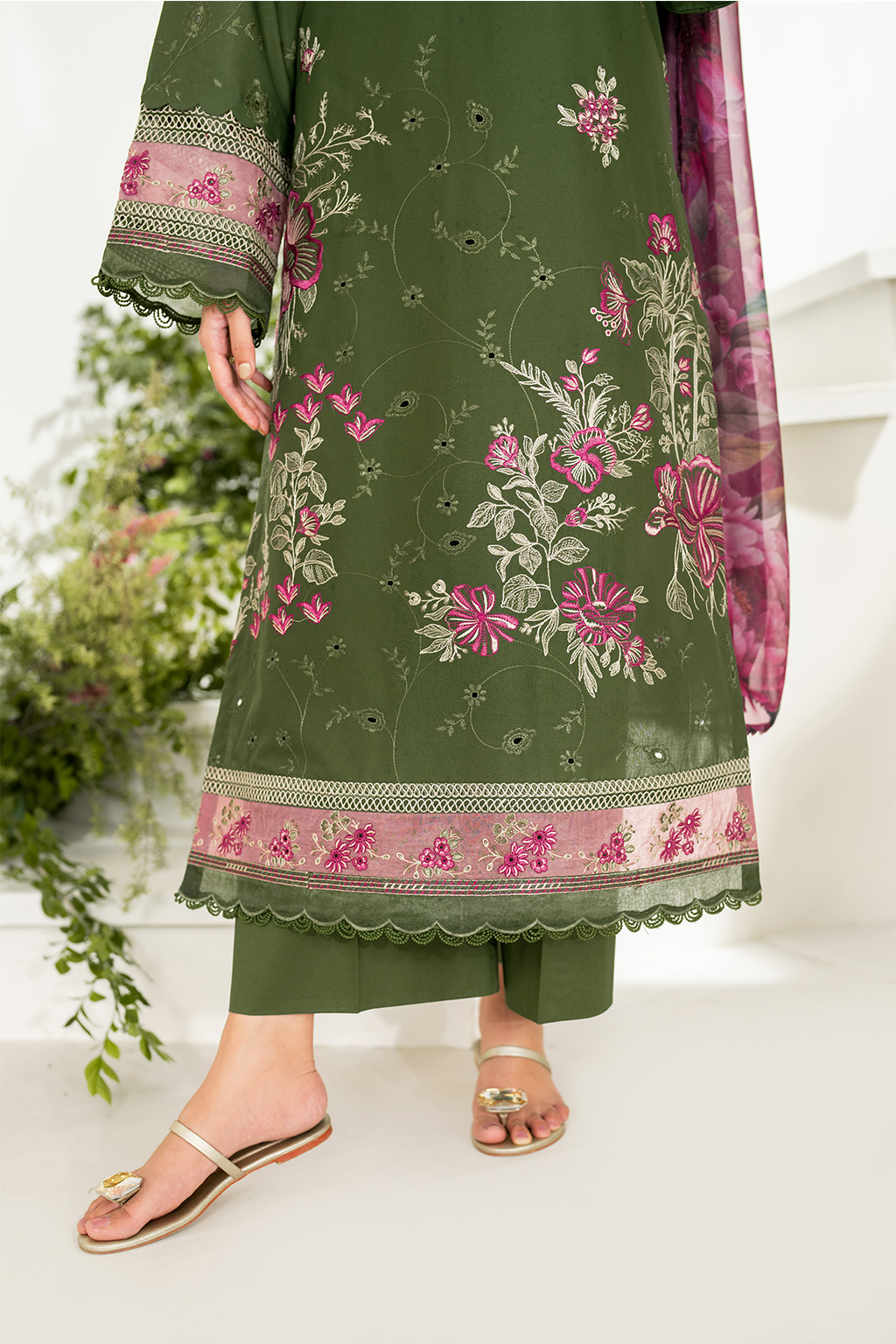 IFE-02 Embroidered Lawn