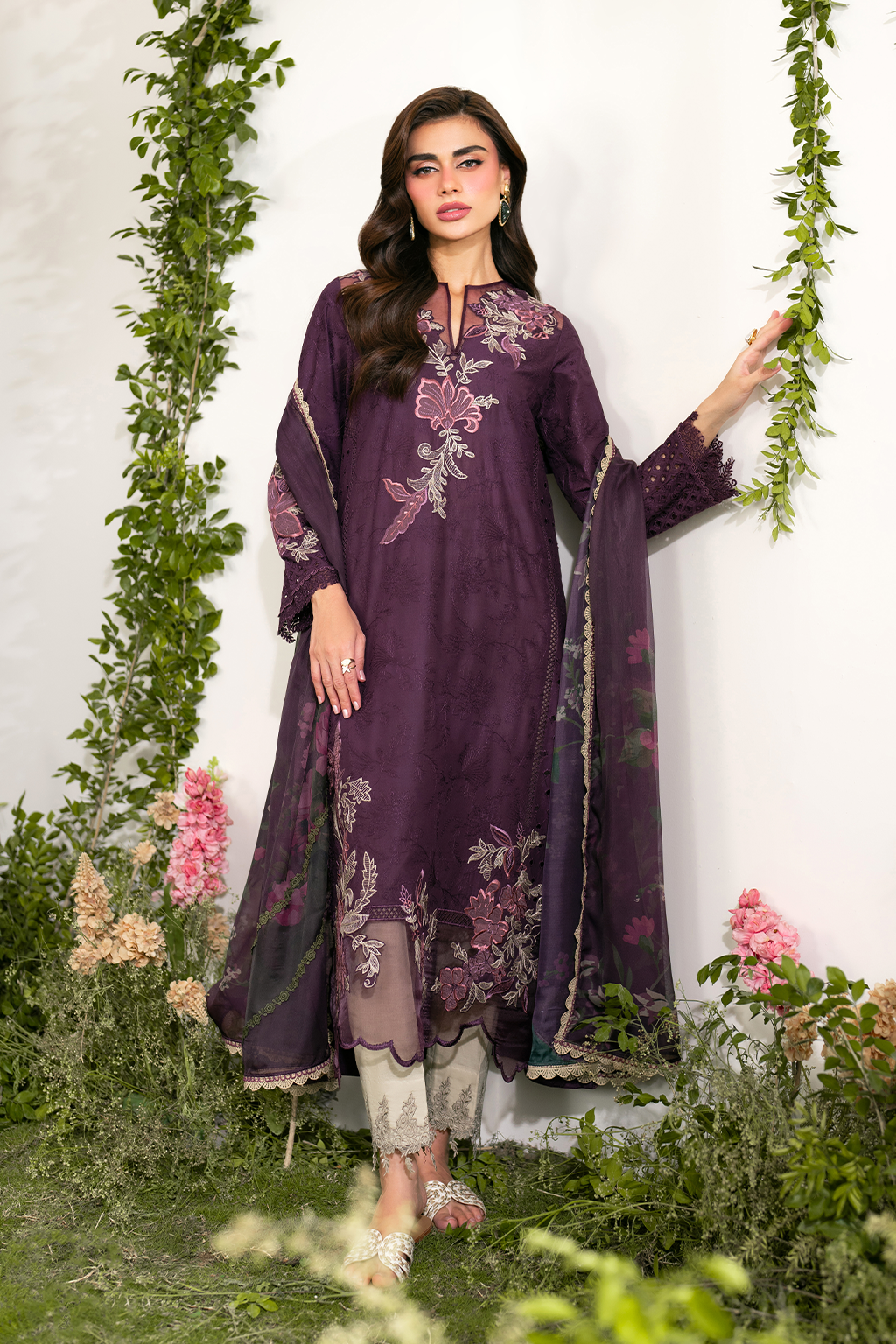 IFE-03 Embroidered Lawn