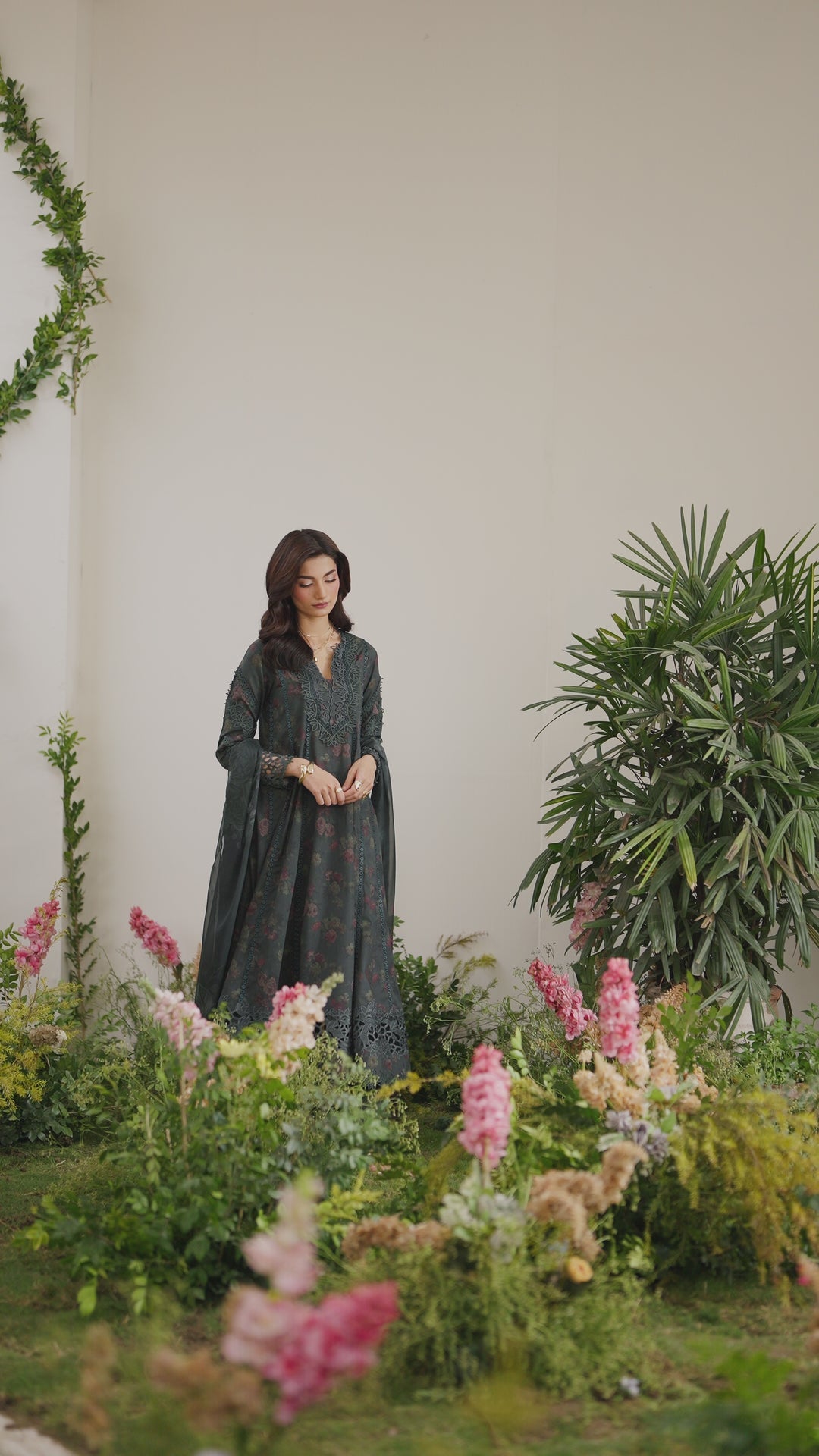 IFE-08 Embroidered Lawn