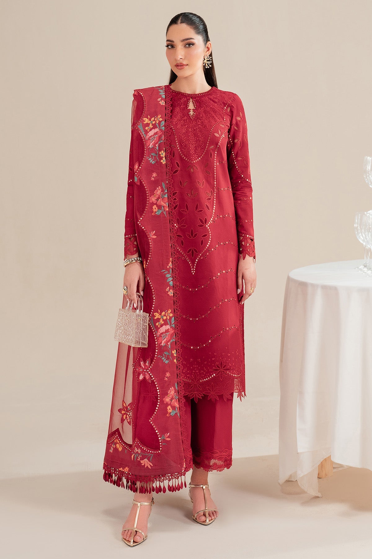 Embroidered Lawn IL'25-D03