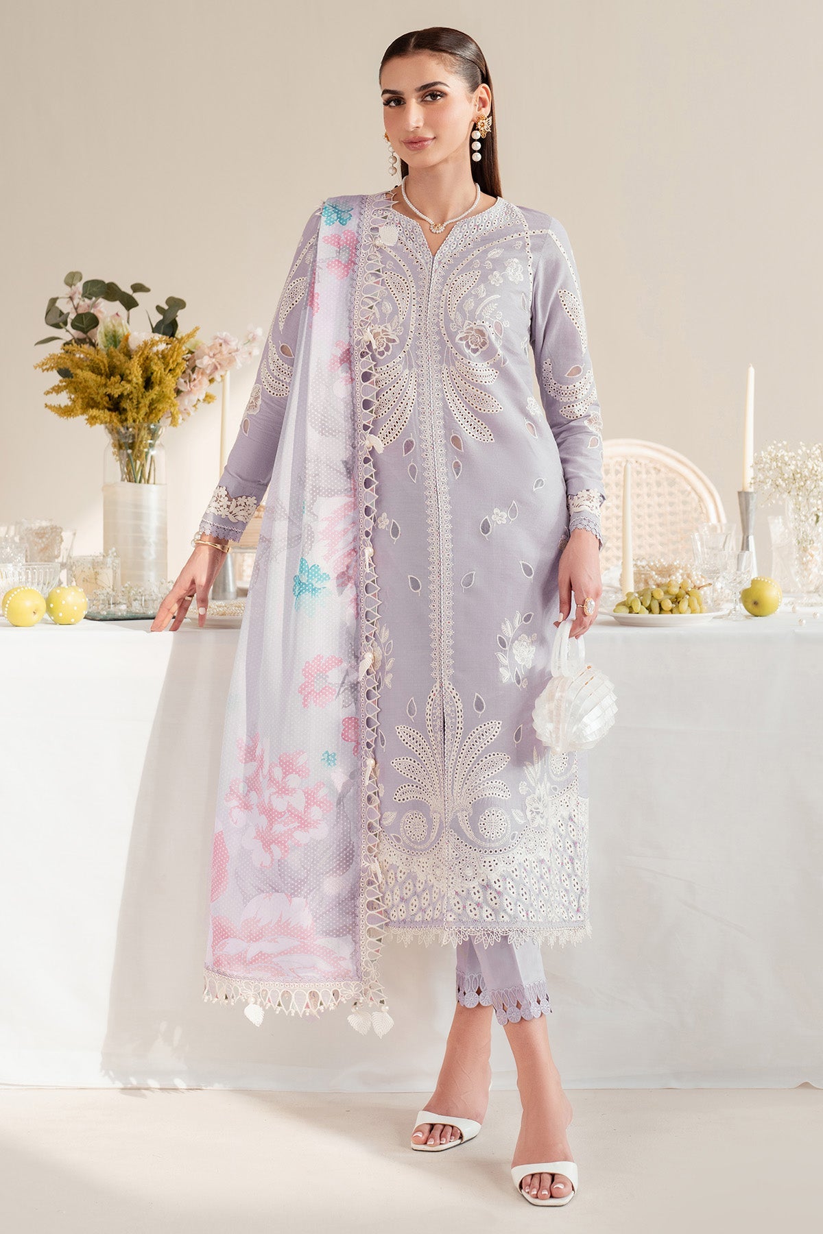 Embroidered Lawn IL'25-D06
