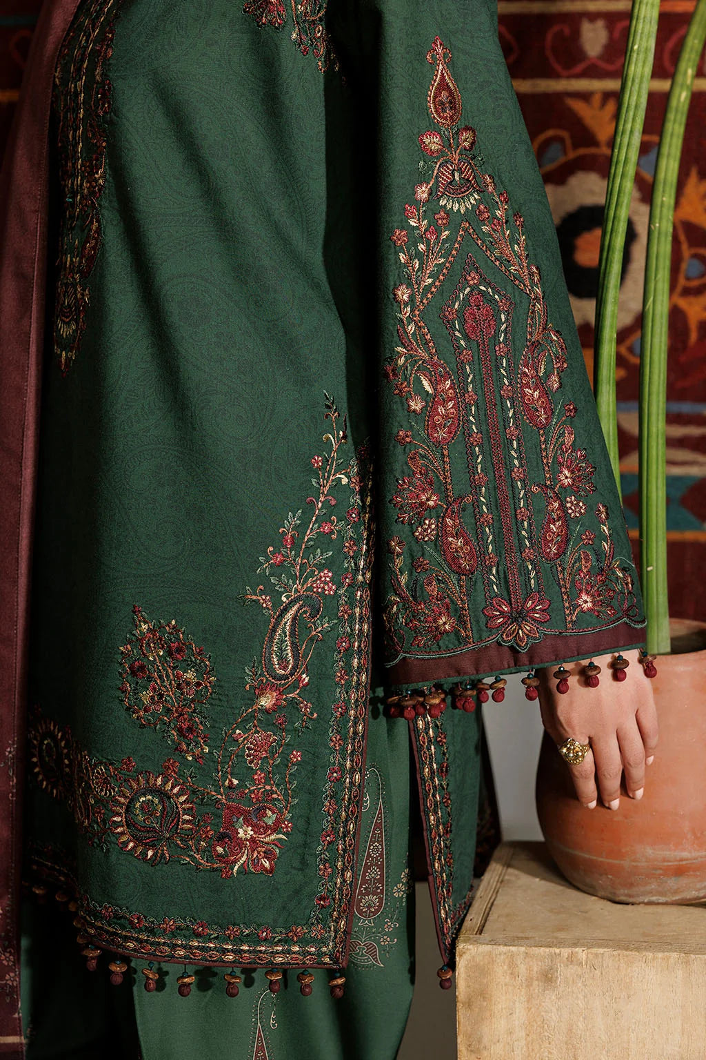 IPF-32 Embroidered Printed Viscose Linen