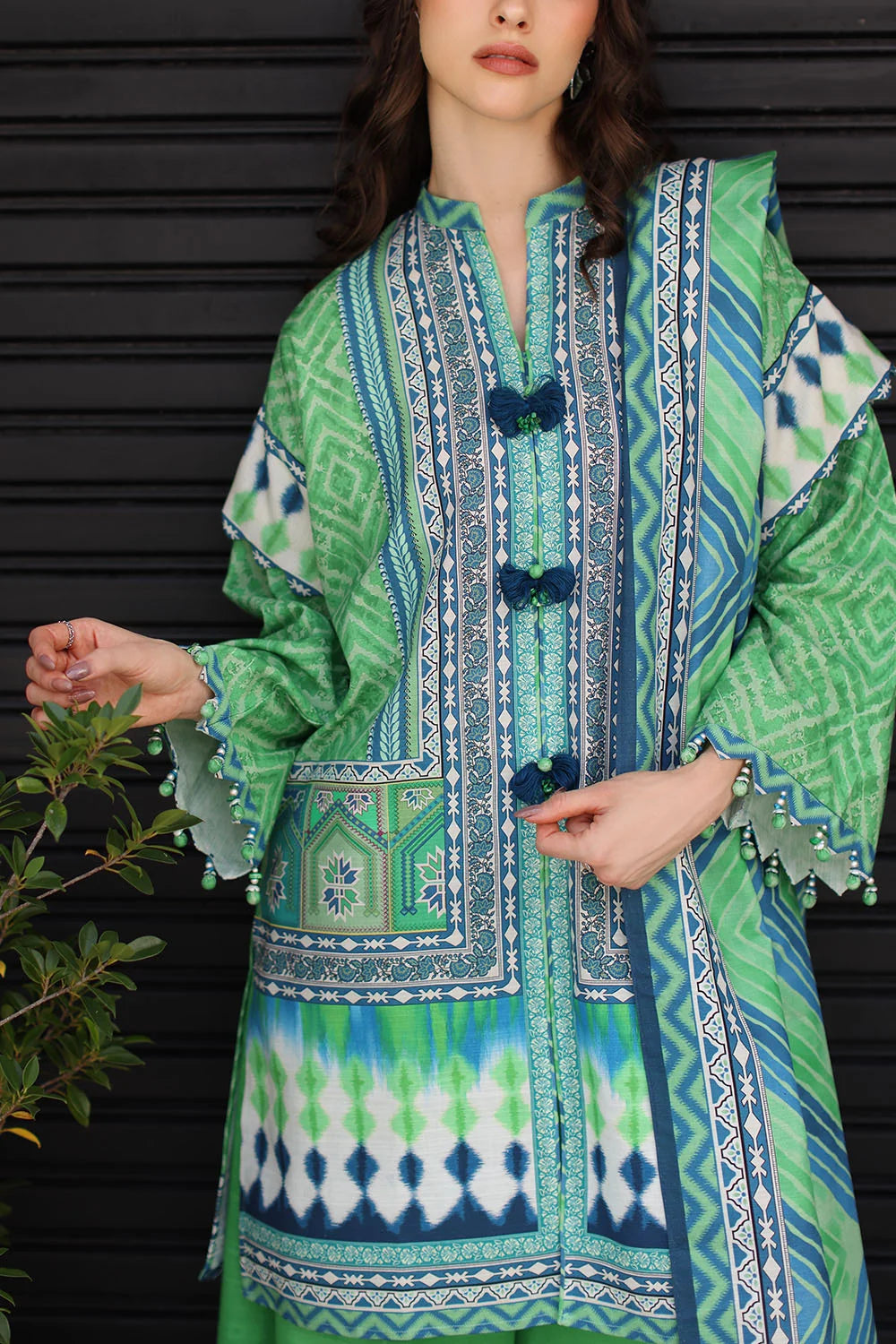 3 Piece Printed Khaddar Suit with Printed Khaddar Dupatta | K-62109