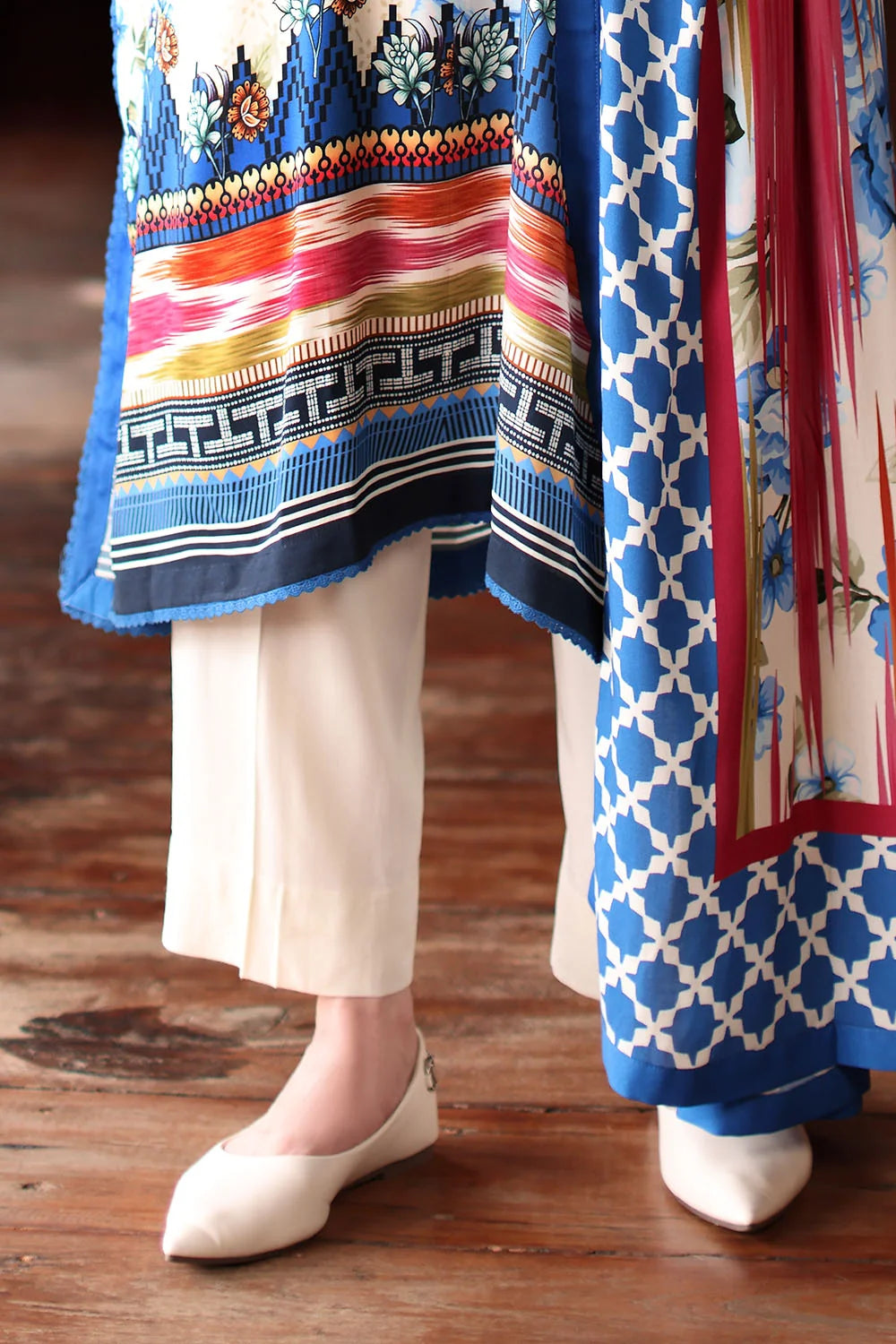 3 Piece Printed Linen Suit with Printed Linen Dupatta | LT-62022