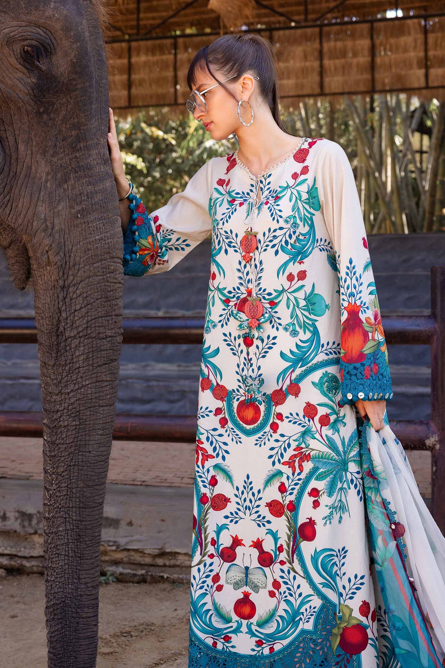 3 Piece Unstitched Embroidered Lawn Suit | MPT-2912-A