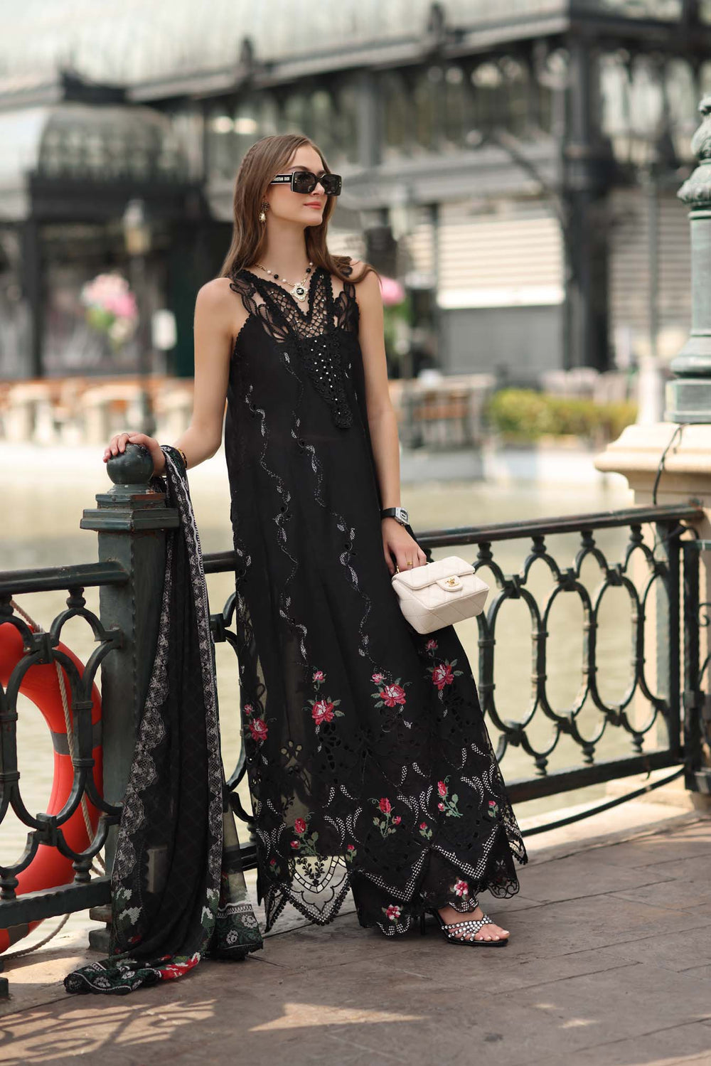 D5 - Celestial Black