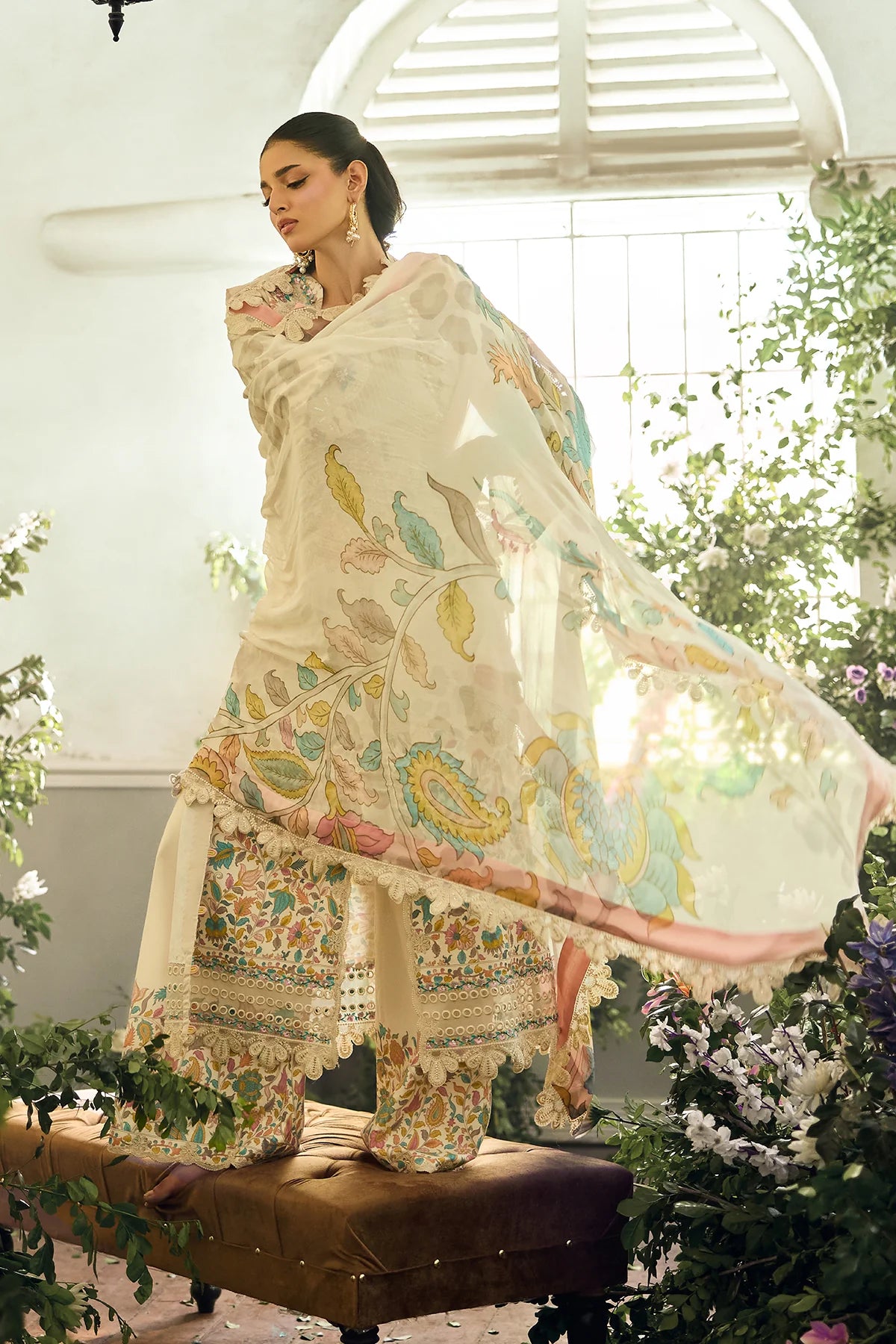 3-PC Unstitched Embroidered Lawn Collection CSN6-16