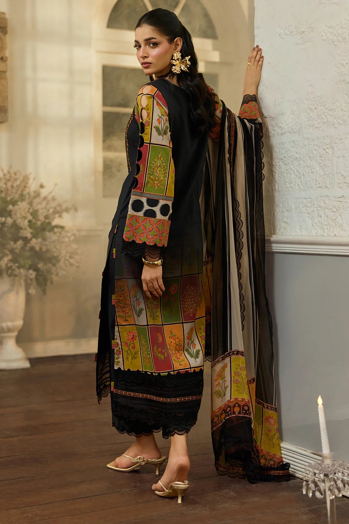 3-PC Unstitched Embroidered Lawn Collection CSN6-17