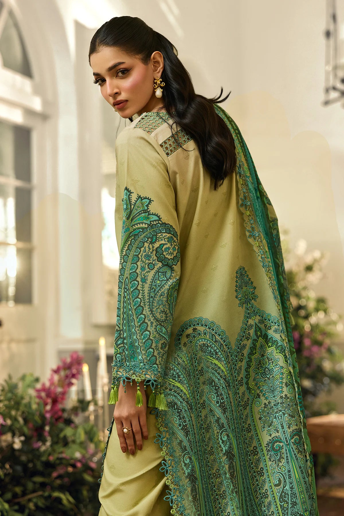 3-PC Unstitched Embroidered Lawn Collection CSN6-18
