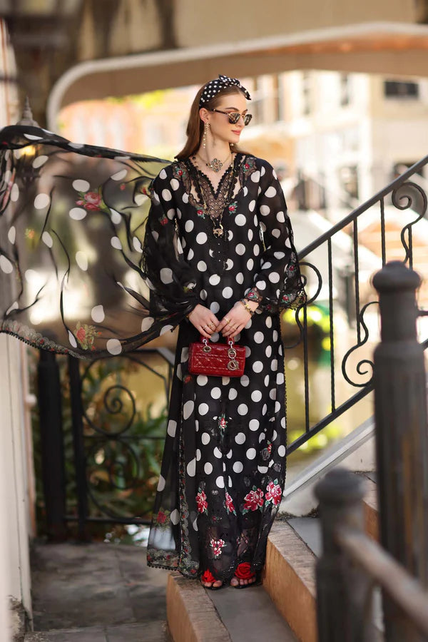 D4 - A - Black Polka