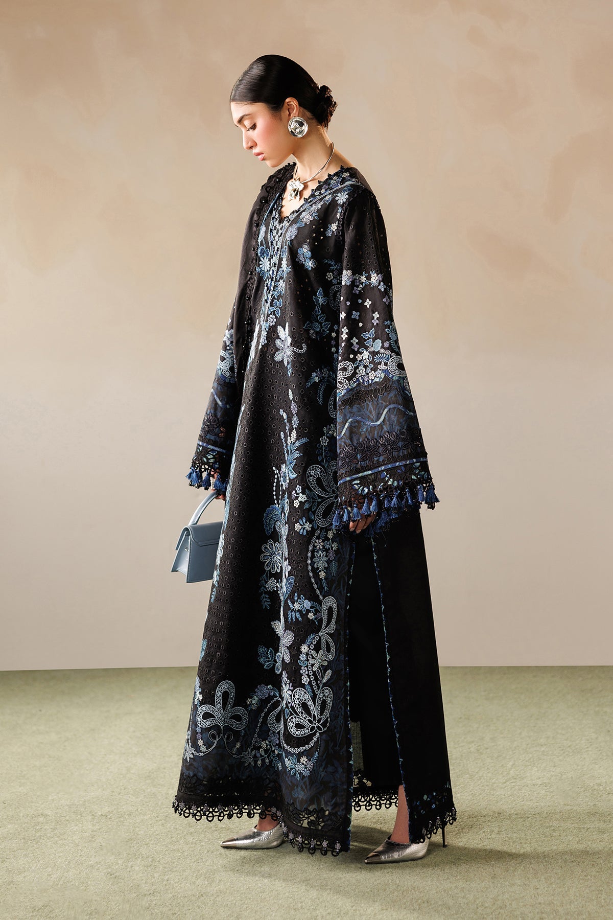 EMBROIDERED LAWN EL26-D08 UNSTITCHED