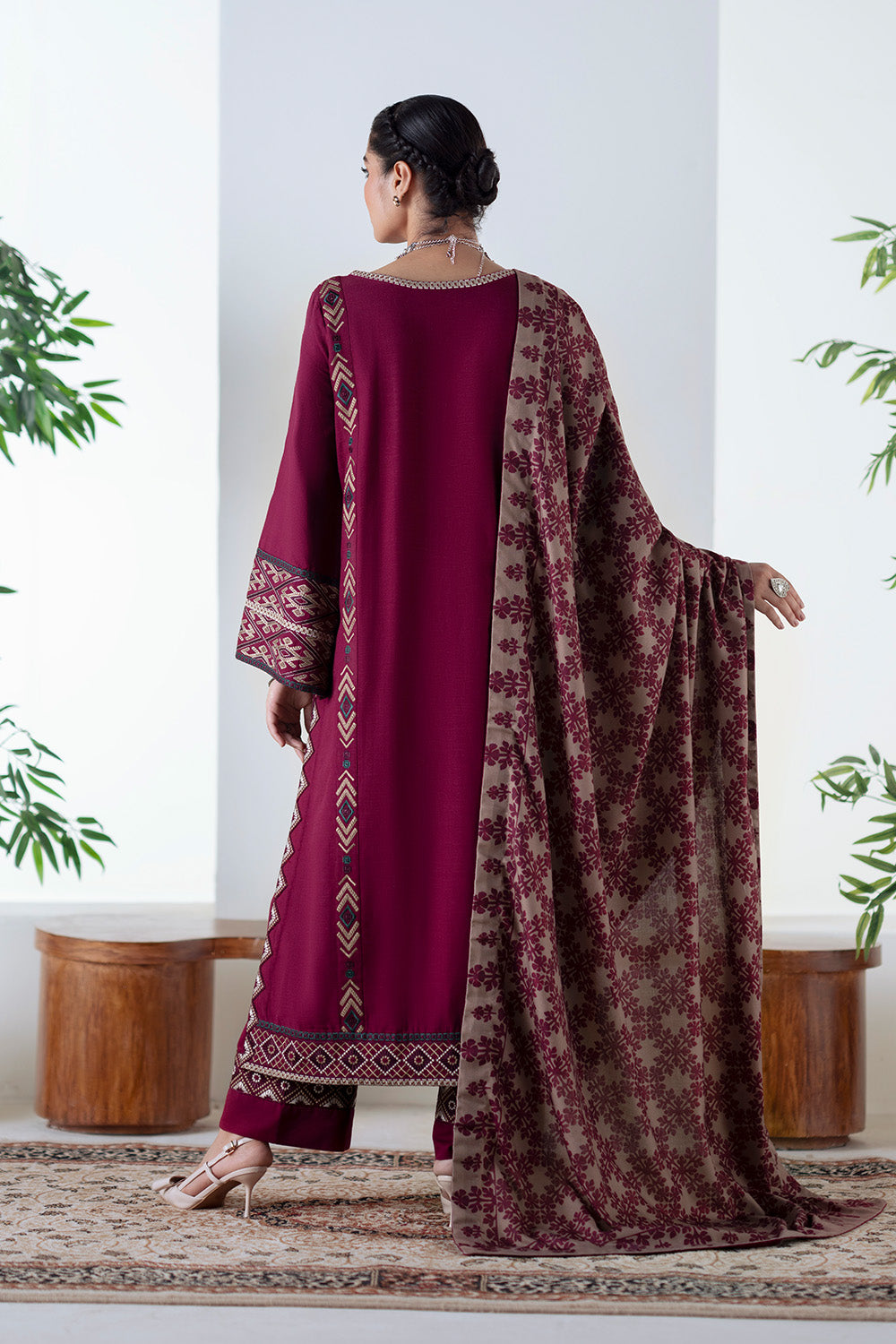 3 Piece Embroidered Khaddar Malalai - FSU5670