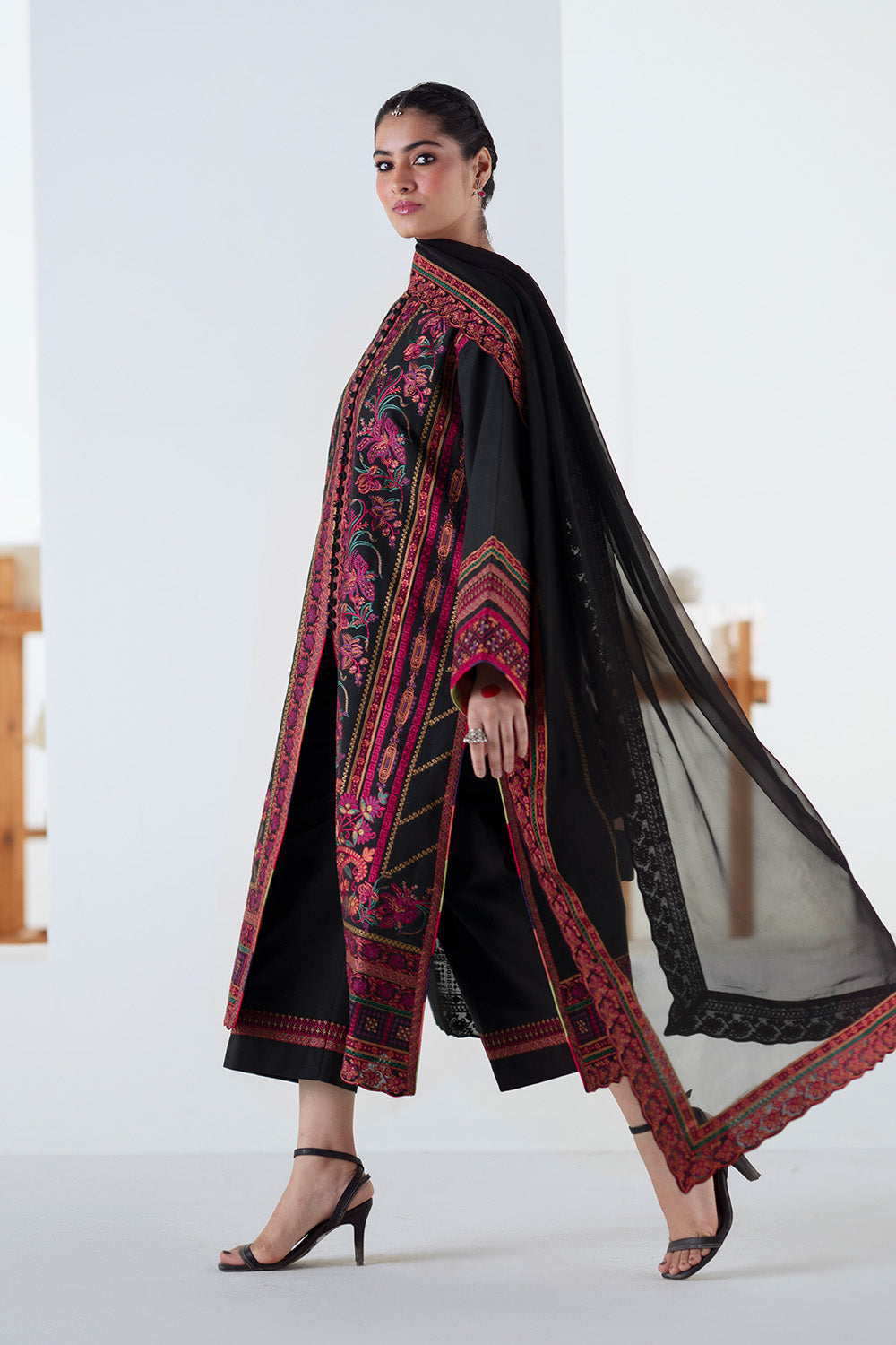 3 Piece Embroidered Khaddar Panra - FSU5677