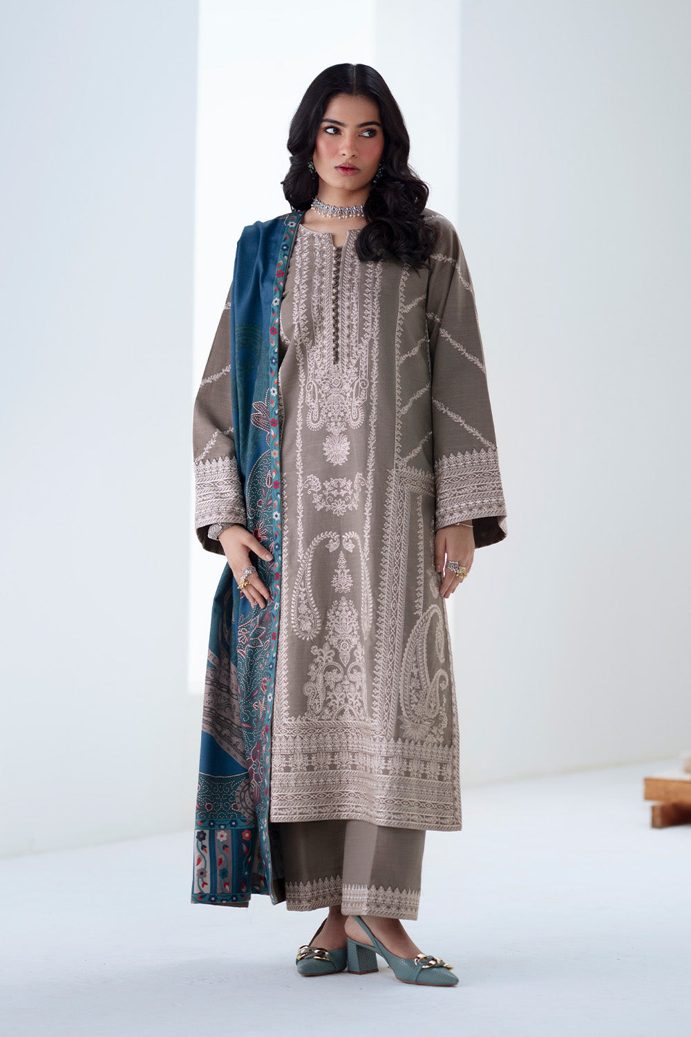 3 Piece Embroidered Khaddar Angeza - FSU5679