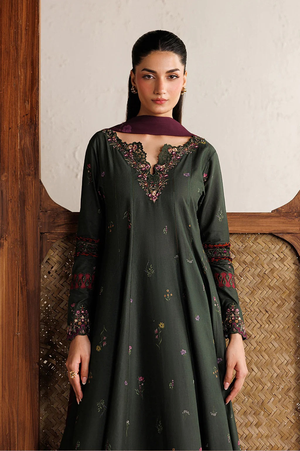IBE-03 Embroidered Lawn