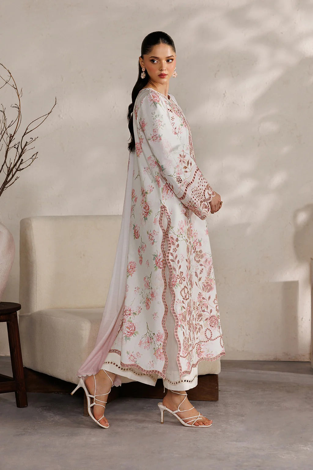 IBE-04 Embroidered Lawn