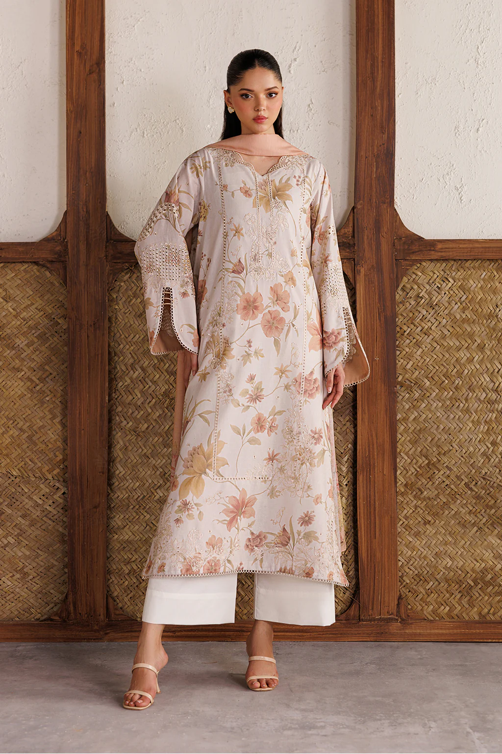 IBE-05 Embroidered Lawn