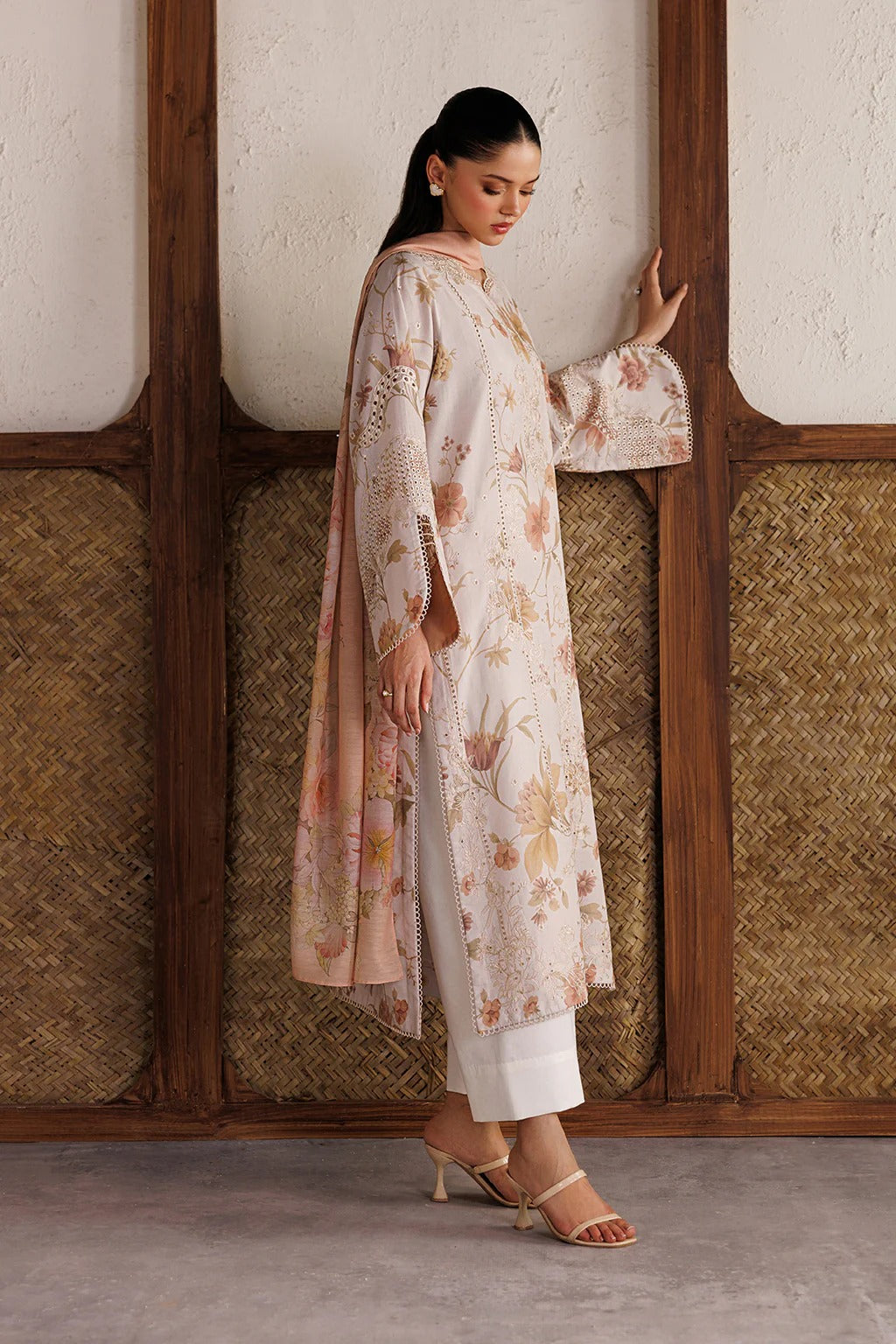 IBE-05 Embroidered Lawn
