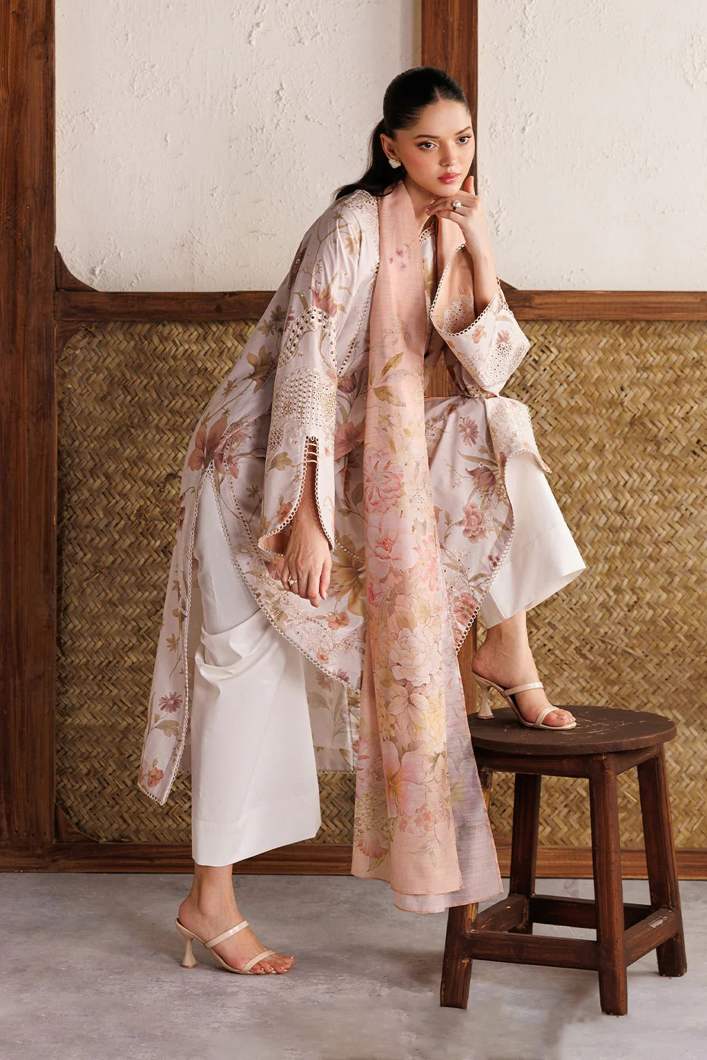 IBE-05 Embroidered Lawn