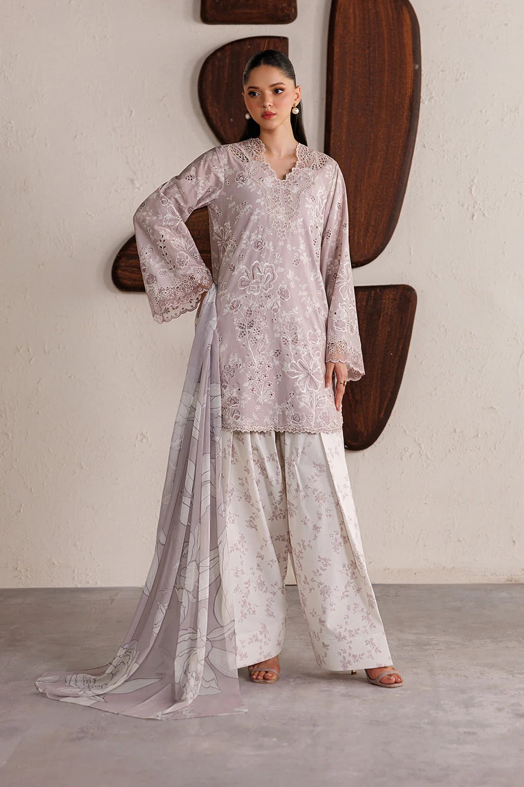 IBE-07 Embroidered Lawn
