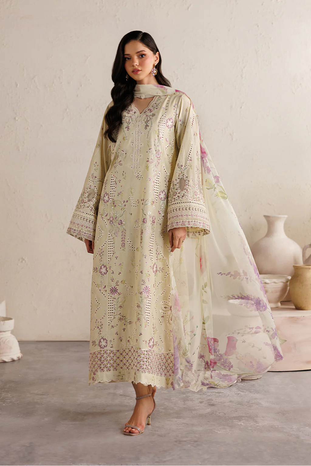 IBE-08 Embroidered Lawn