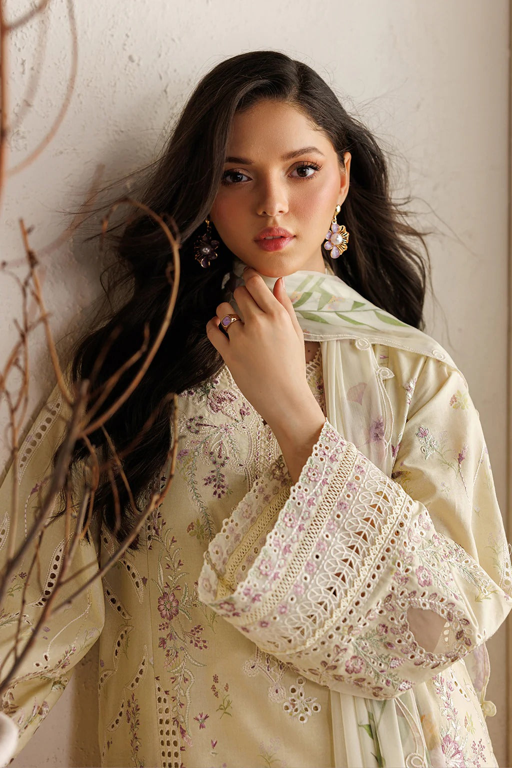 IBE-08 Embroidered Lawn