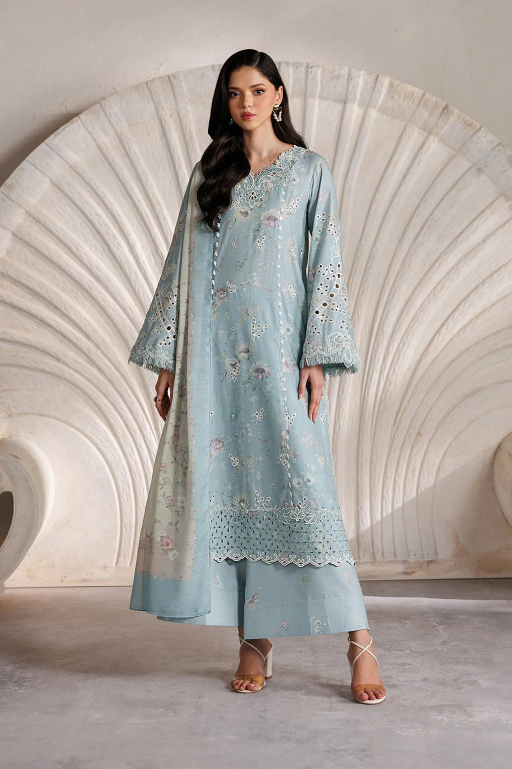 IBE-10 Embroidered Lawn