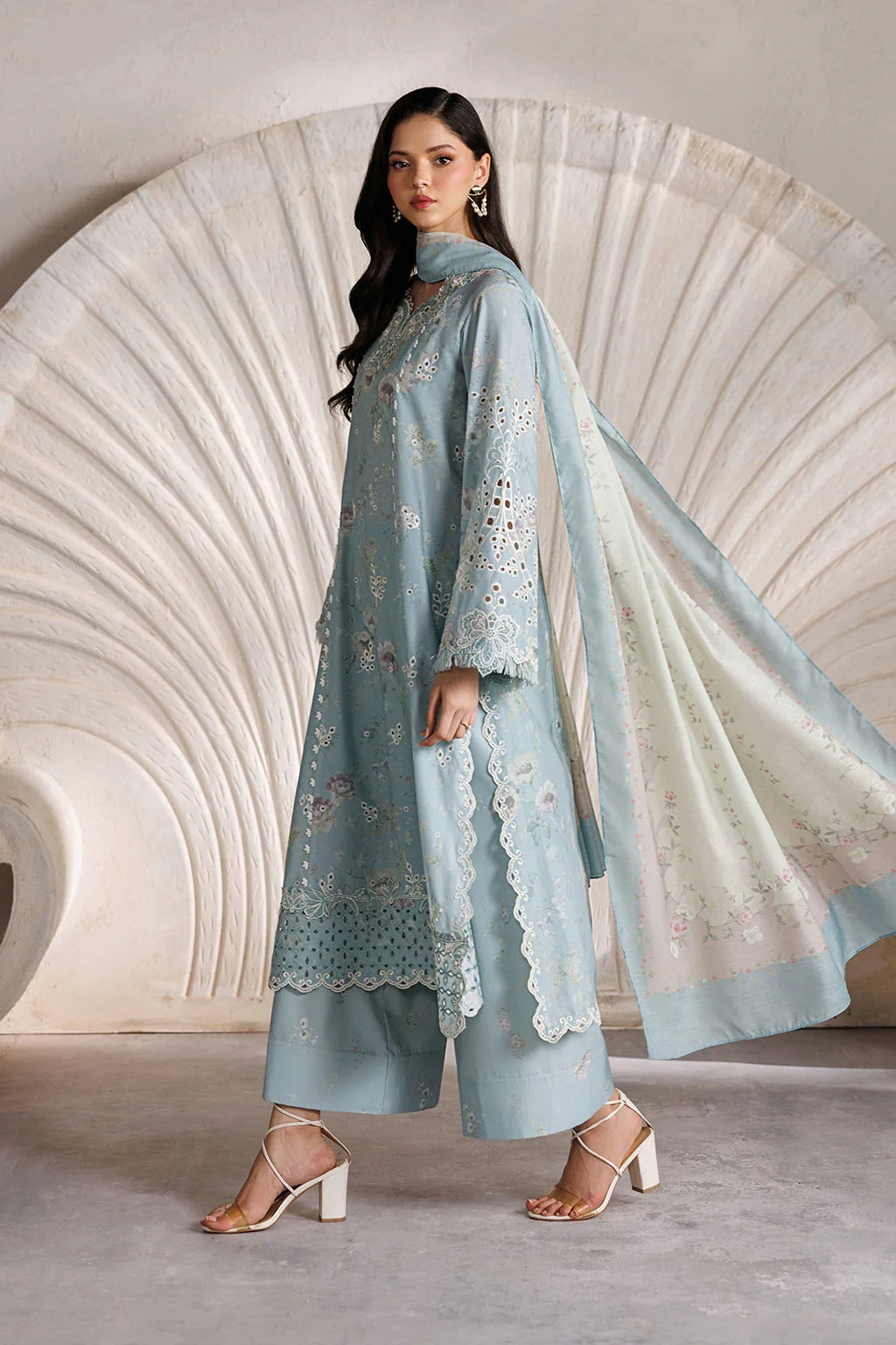 IBE-10 Embroidered Lawn