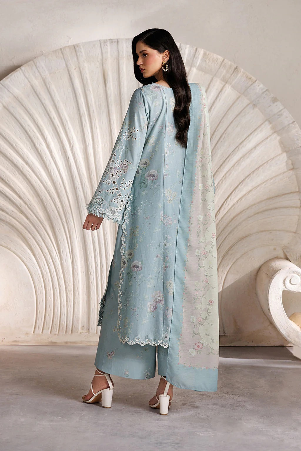 IBE-10 Embroidered Lawn