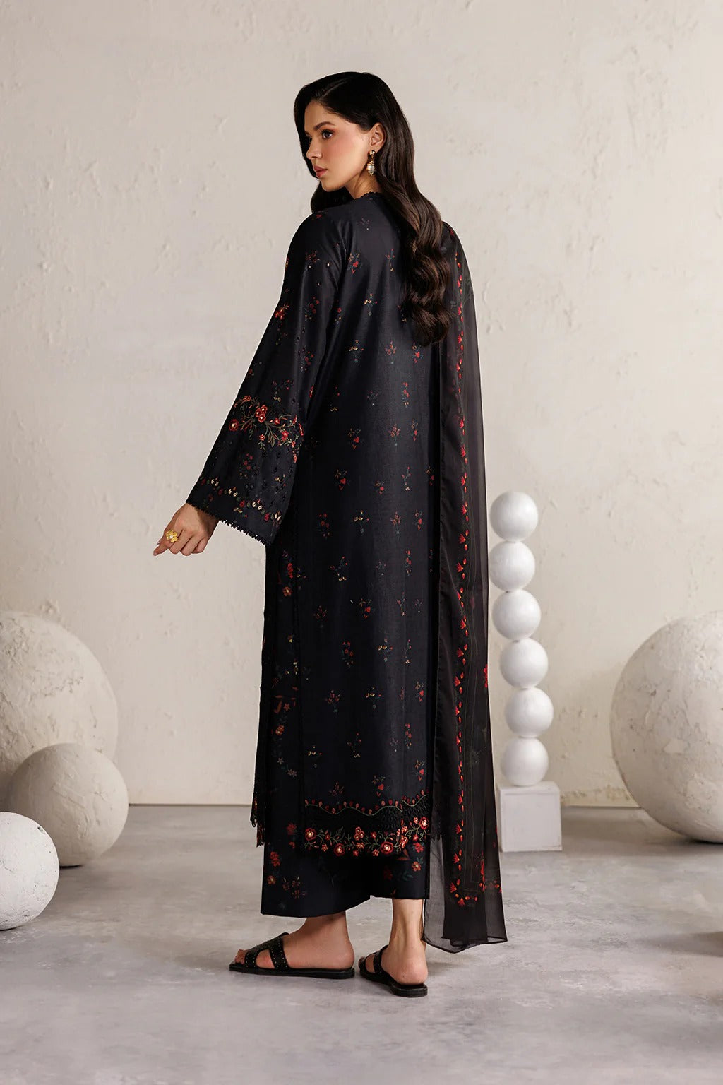 IBE-11 Embroidered Lawn