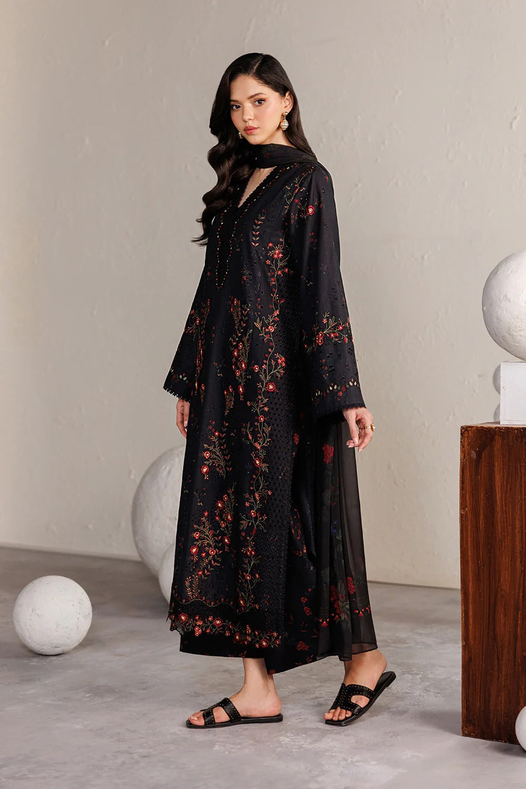 IBE-11 Embroidered Lawn