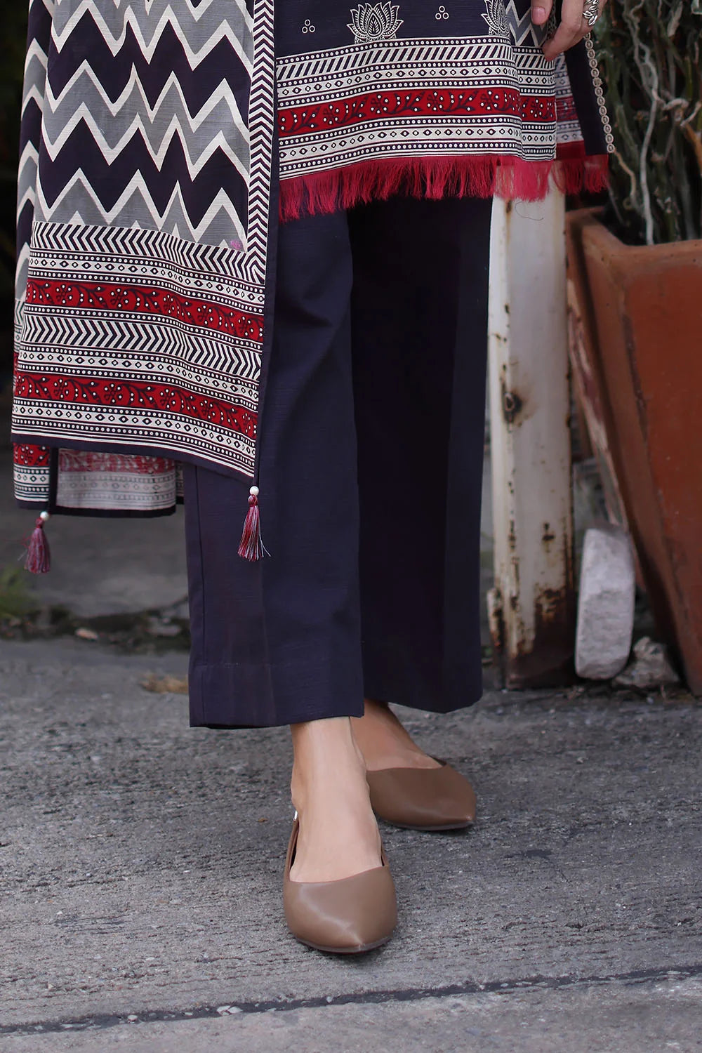 3 Piece Printed Khaddar Suit with Printed Khaddar Dupatta | K-62036
