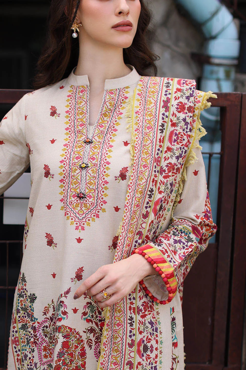 3 Piece Printed Khaddar Suit with Printed Khaddar Dupatta and Printed Trouser | K-62077
