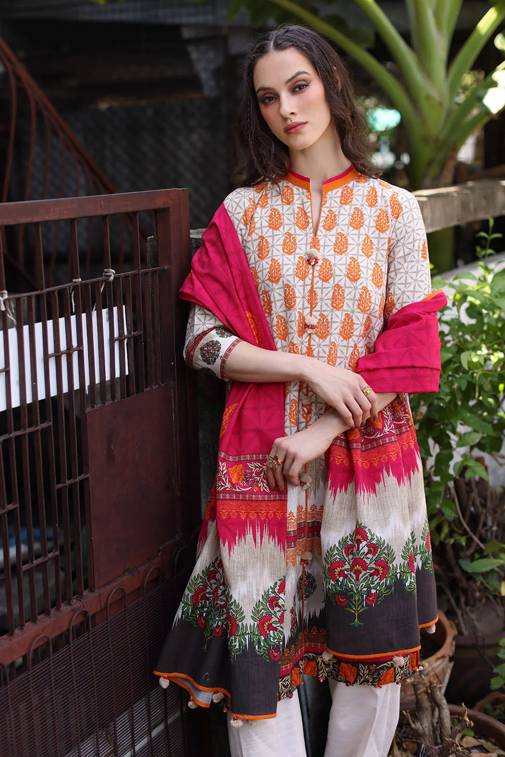3 Piece Printed Khaddar Suit with Printed Khaddar Dupatta | K-62089
