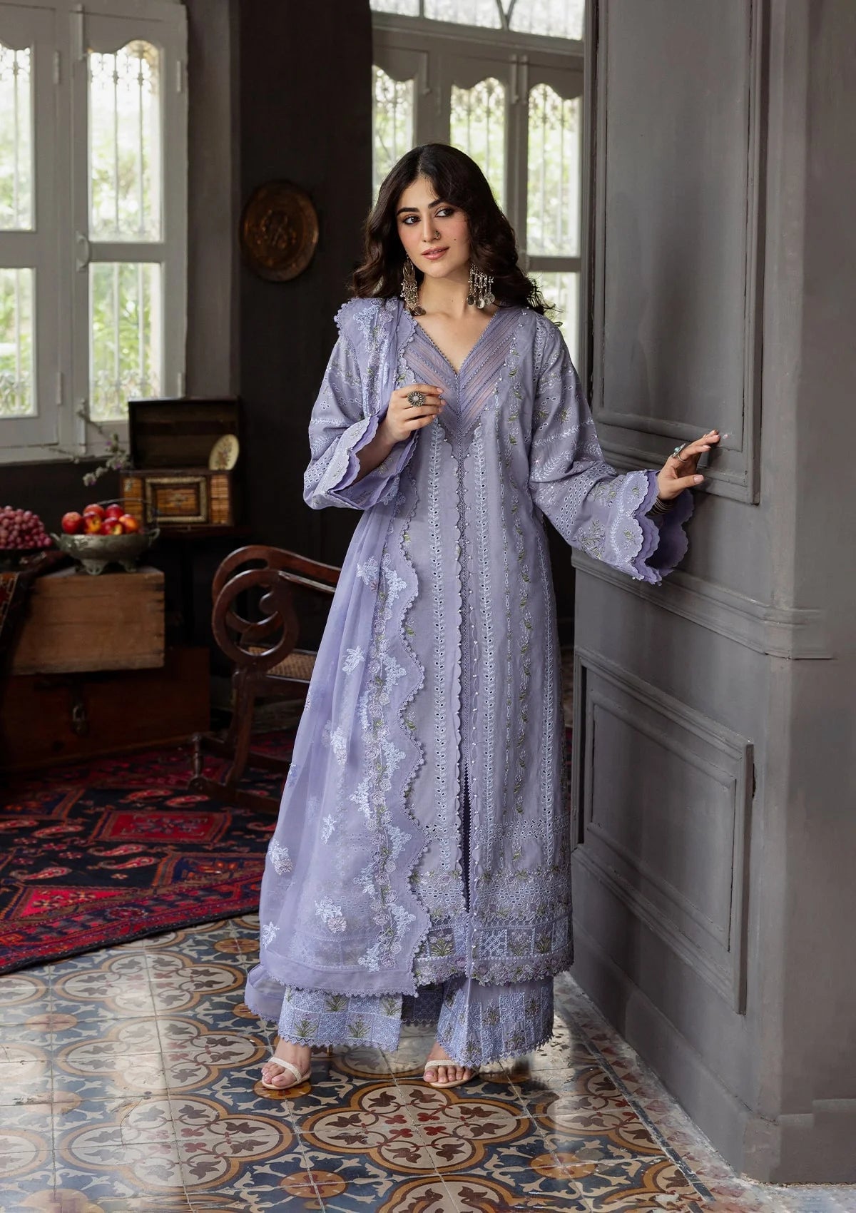 KKH-04 Wisteria
