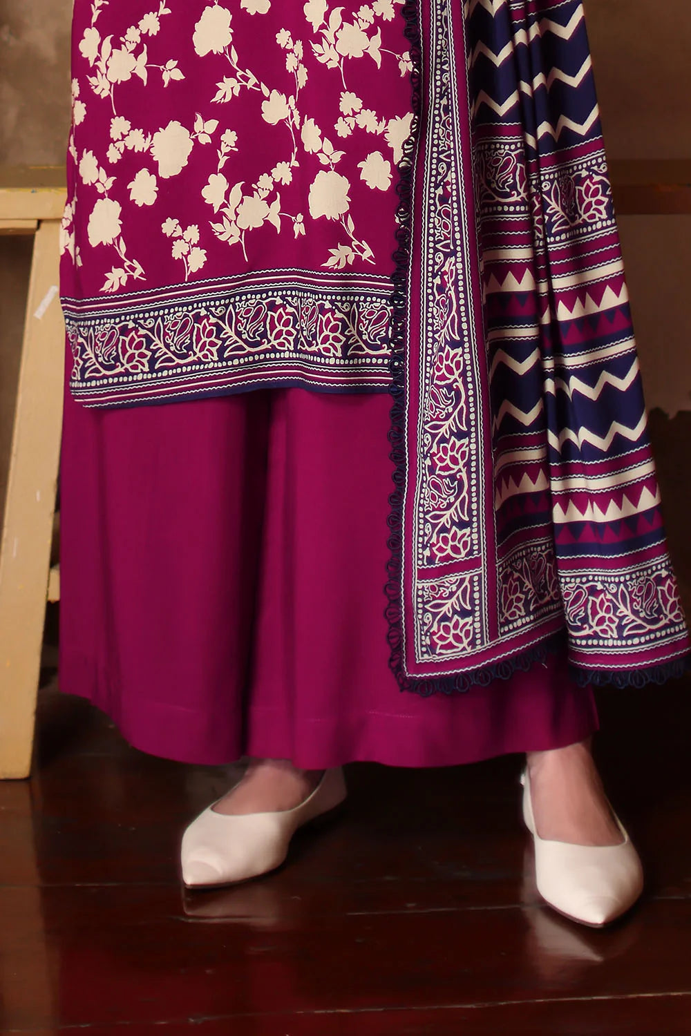 3 Piece Printed Linen Suit with Printed Linen Dupatta | LT-62001
