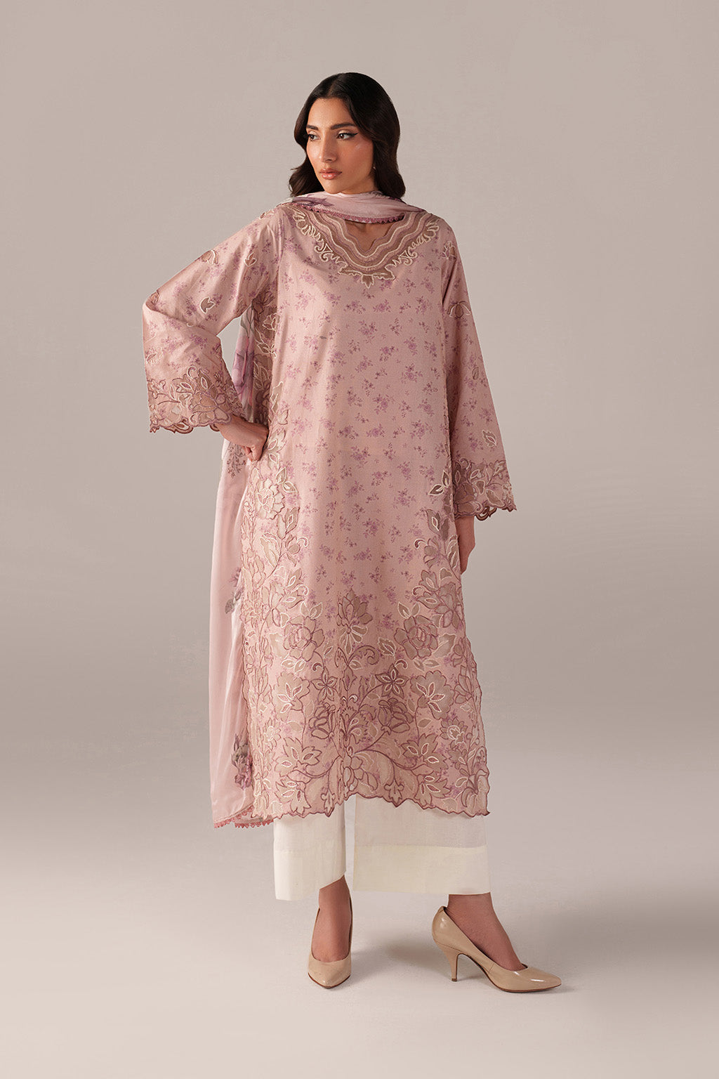 SS-05 Embroidered Lawn